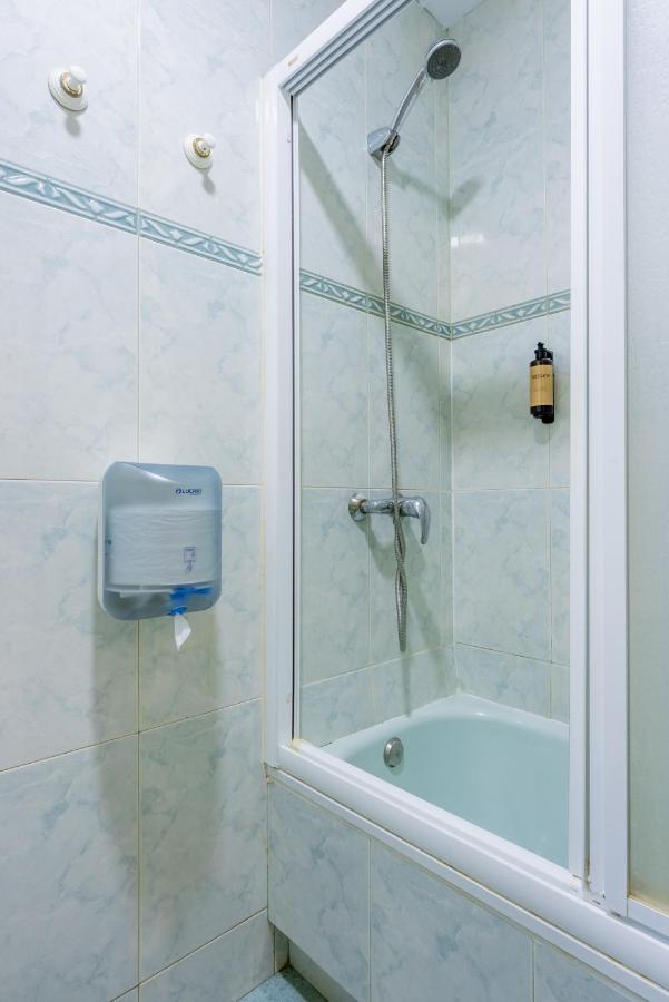 Ideal Hostel مدريد المظهر الخارجي الصورة