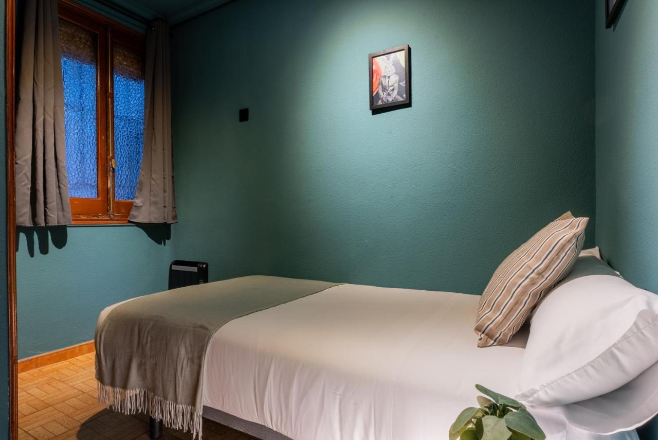 Ideal Hostel مدريد المظهر الخارجي الصورة